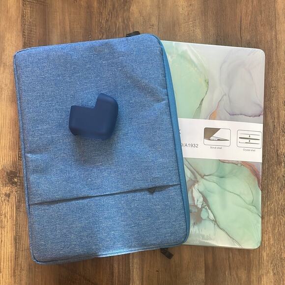 MacBook Air 13” 2018-2020 blue soft case with hardshell and charger pack cover - Picture 1 of 6